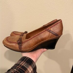 Clarks Tan and Brown Wedge Shoes 9